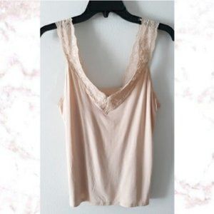 Vassarette V Neck Camisole XL